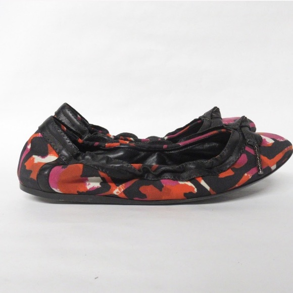 authentic BURBERRY size 36 cloth/leather FLATS - Picture 11 of 14